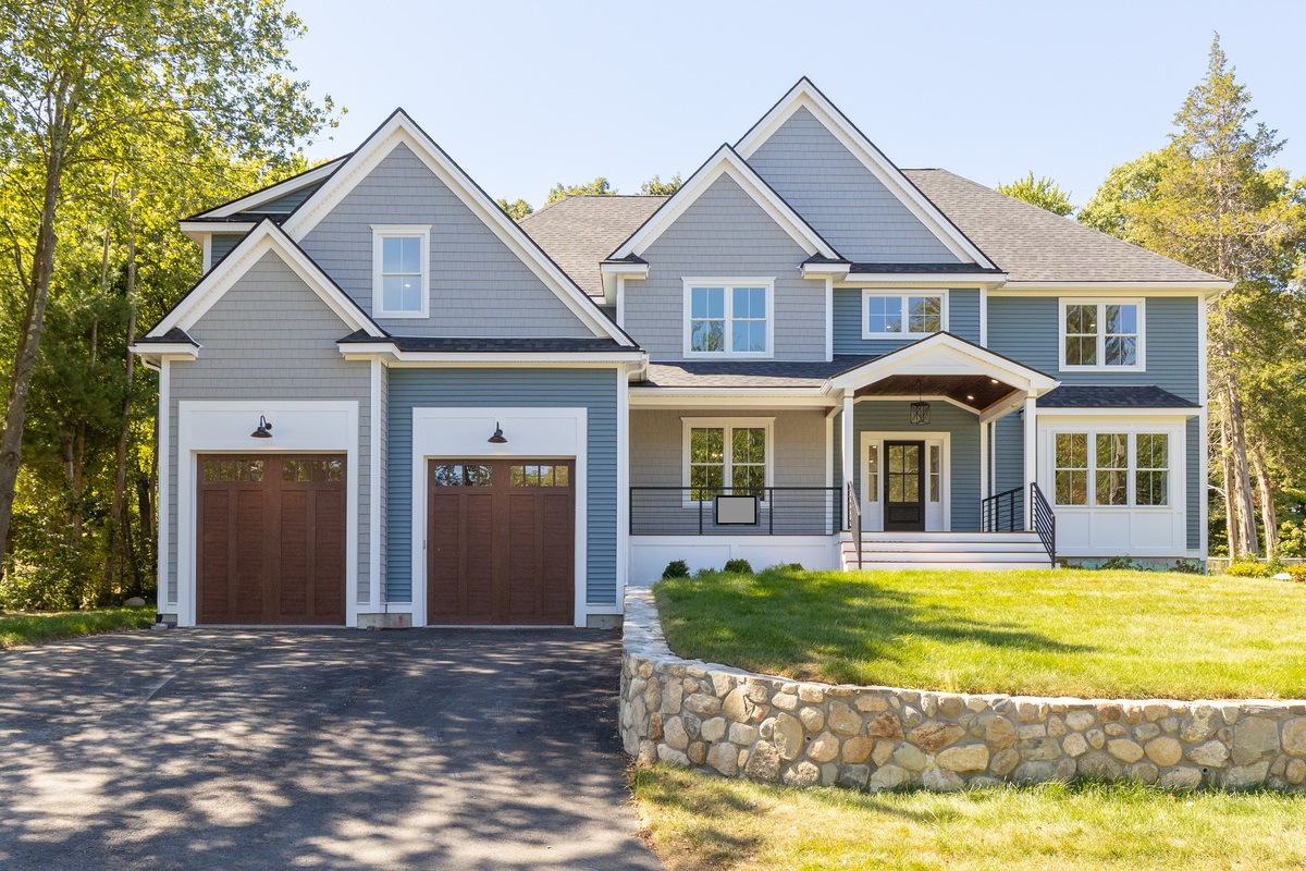 Custom New Home Construction by Ponview